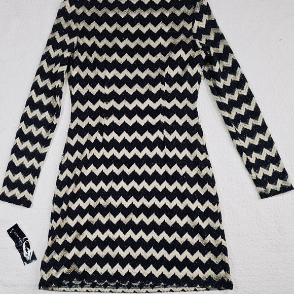 NWT Nine West Black and Gold Chevron Lace Cocktail Dress Size 6 - Picture 3 of 4